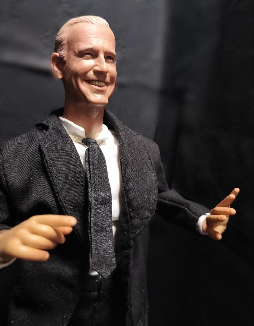 【バイデン大統領風】1/6スケールフィギュアイージーカスタム品b