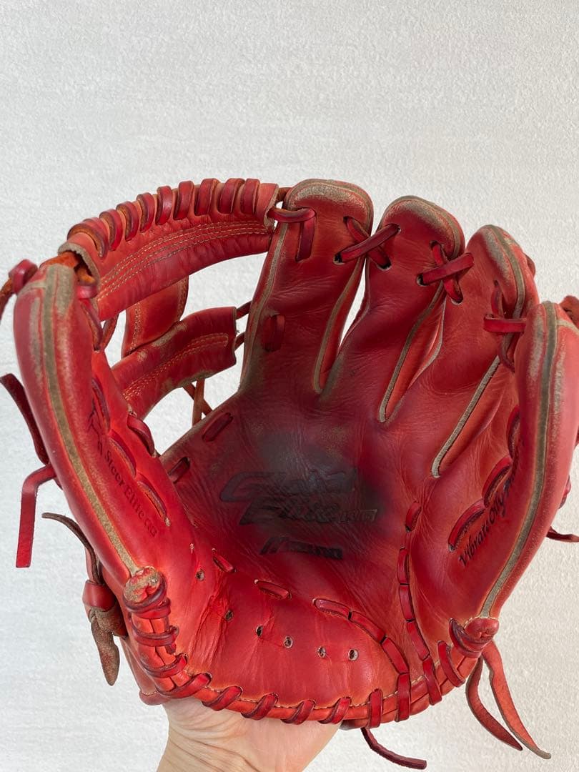 ✨美品✨MIZUNO‼️ミズノGlobal Elite 軟式用グローブ　内野手　赤