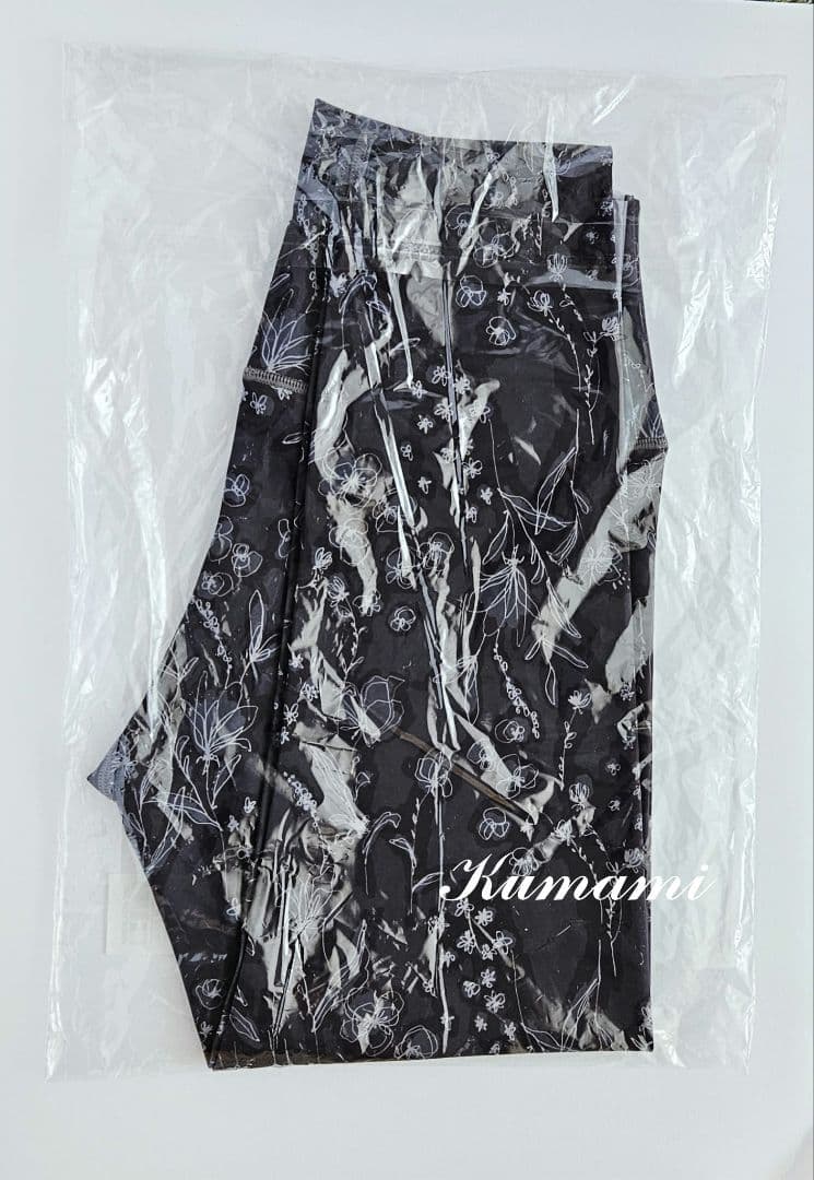 LAVA 　ラバ　SUKALA レギンスM　未使用品