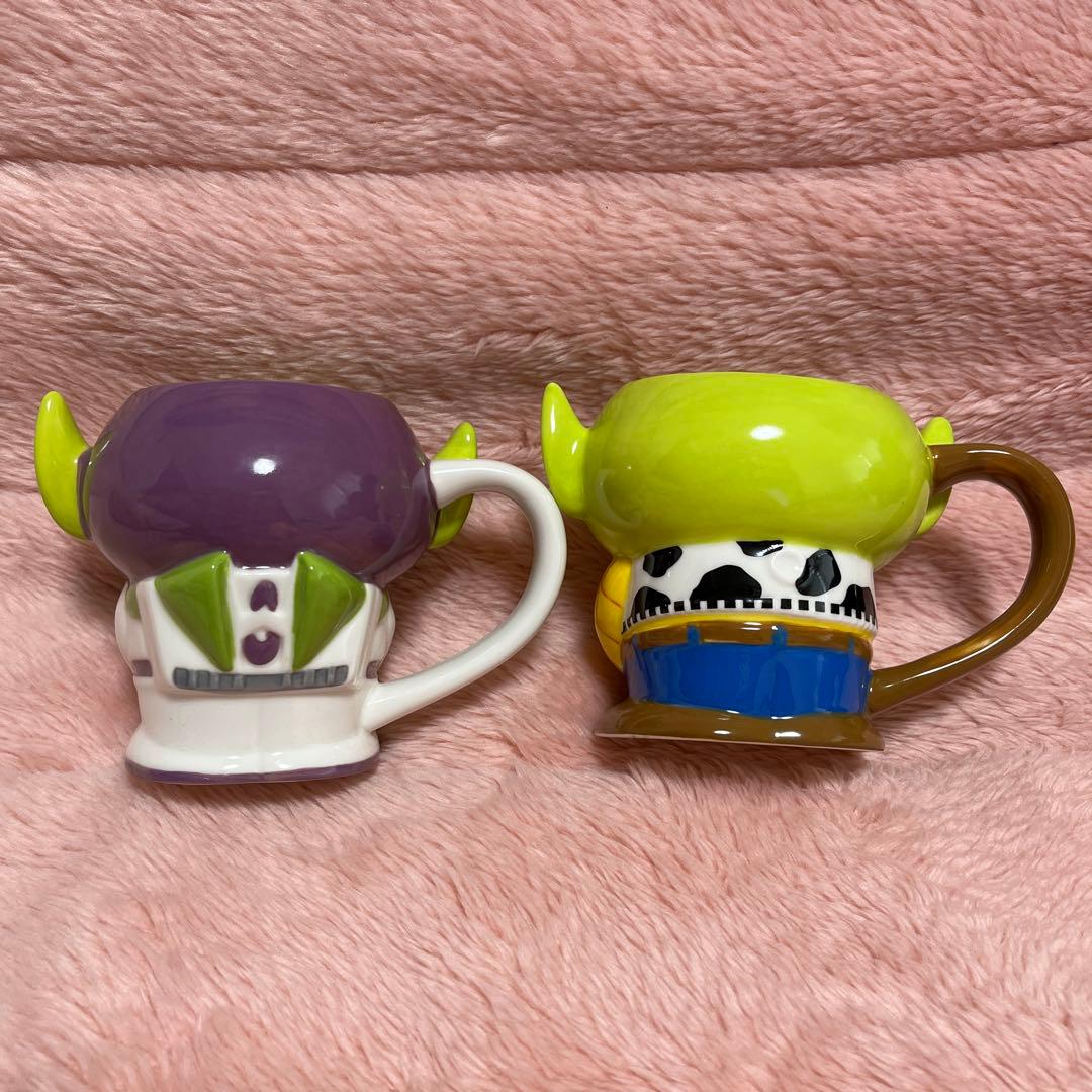 【新品 未使用】トイストーリー エイリアン 蓋付きマグカップ ２個セット