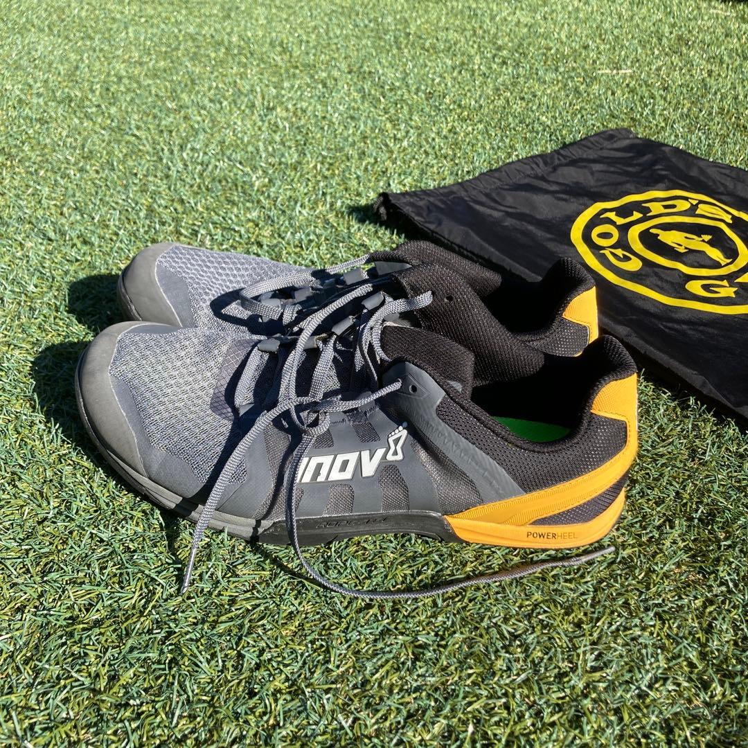 INOV-8 トレーニングシューズ　28.0センチ　 ゴールドジム袋セット