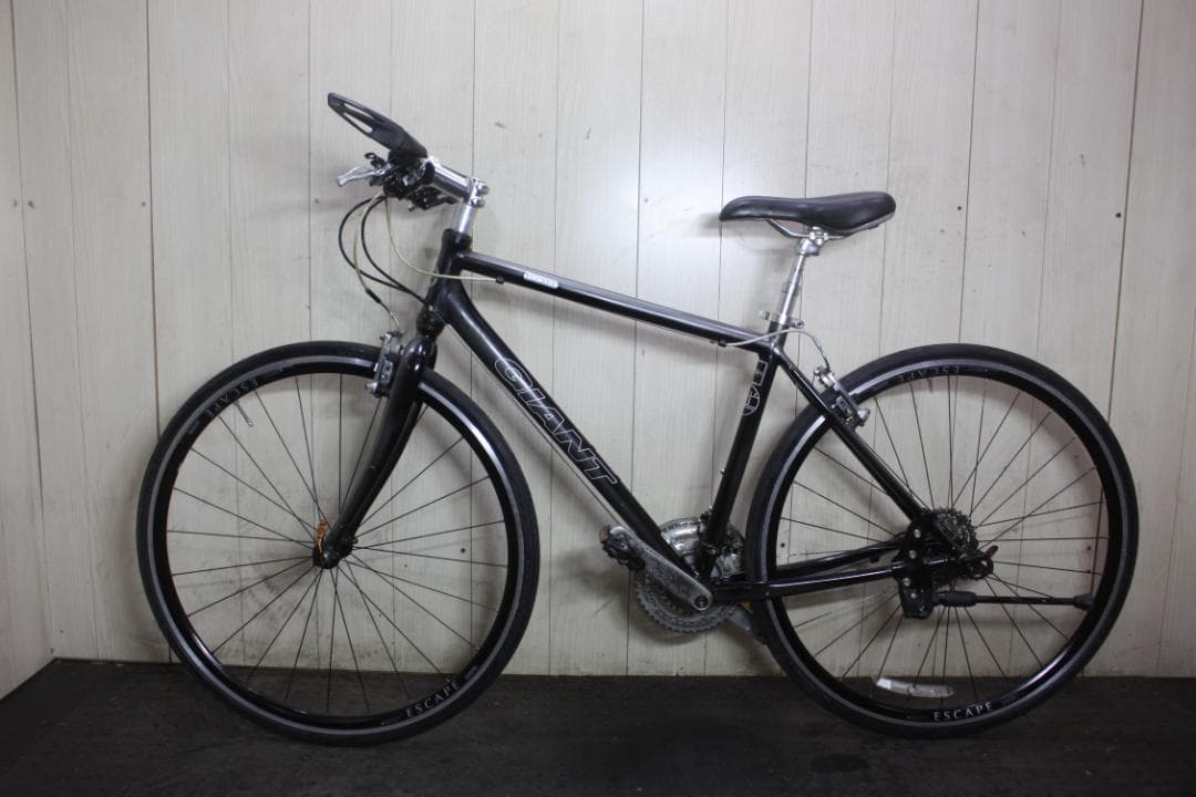 遠*太様 GIANT ESCAPE R3 700C アルミ 24速 465mm