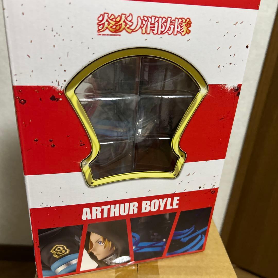 アーサー・ボイル 1/8スケールフィギュア