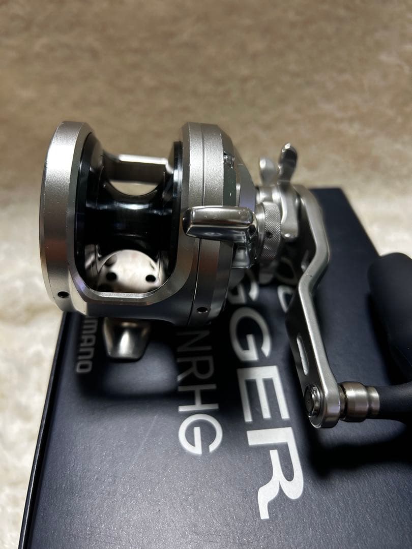 SHIMANO OCEA JIGGER 2000NRHG ベイトリール