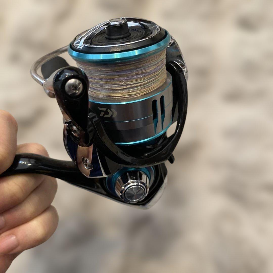 19エメラルダス 2500H-DH リール 19エメラルダスＸ　86Ｍ