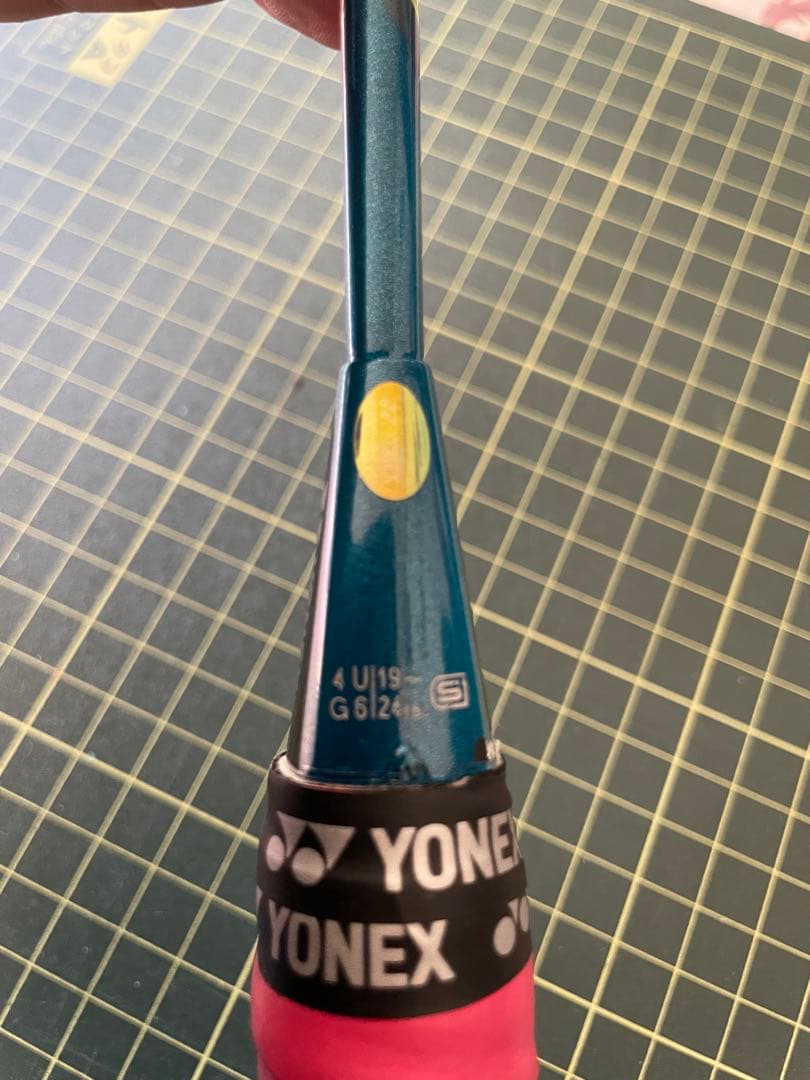 YONEX NANORAY 500 バドミントンラケット　4U G6 ケース付き