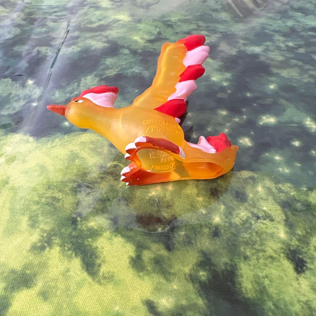 ポケモン指人形　クリア　ファイヤー
