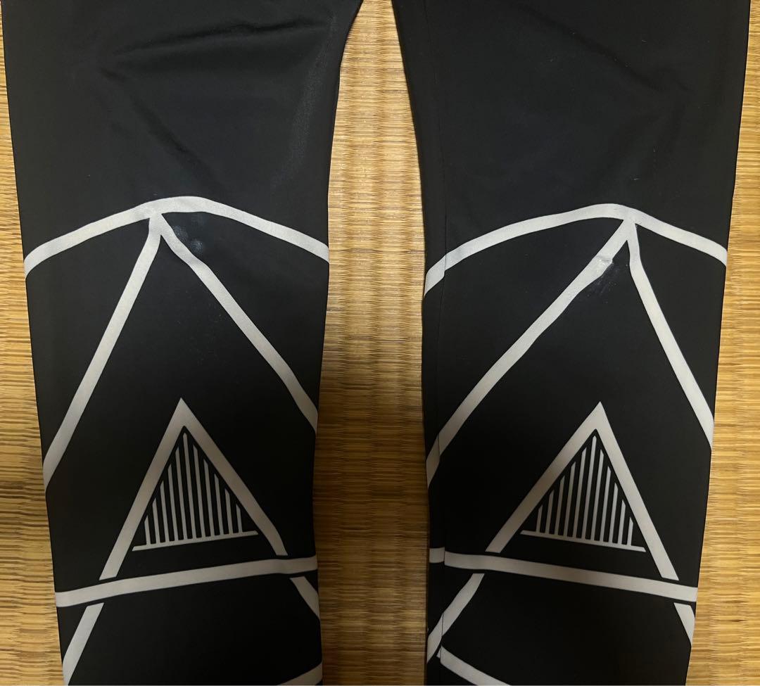 ONE OK ROCK レギンス　バック　ラバーバンド　ワンオクロック　グッズ