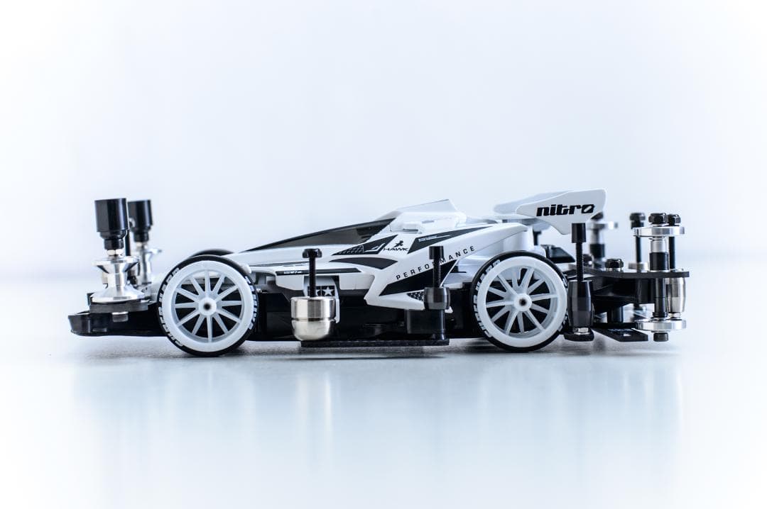 ミニ四駆完成品★アバンテMk.III MAWH 塗装済みフルベアリング未走行