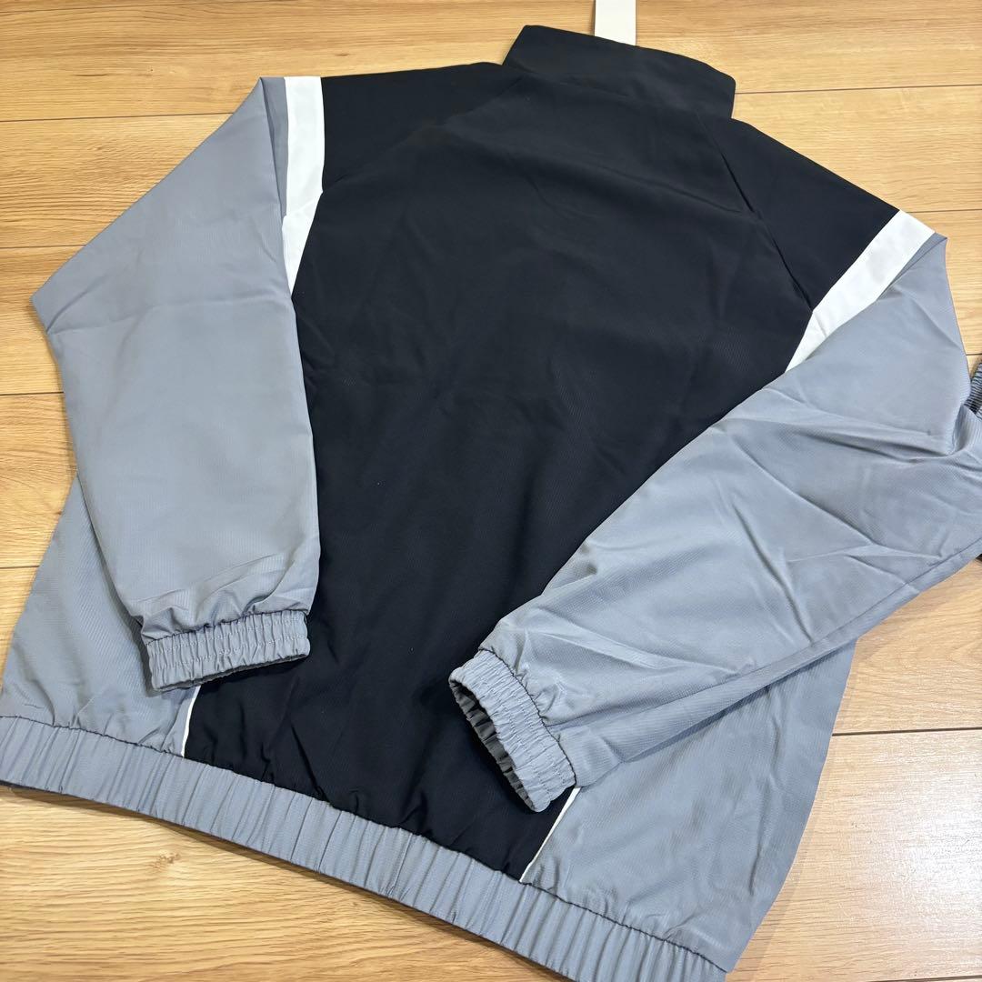 新品　アディダス　adidas 上下セット　グレー　ウーブン　ウインド　2XL