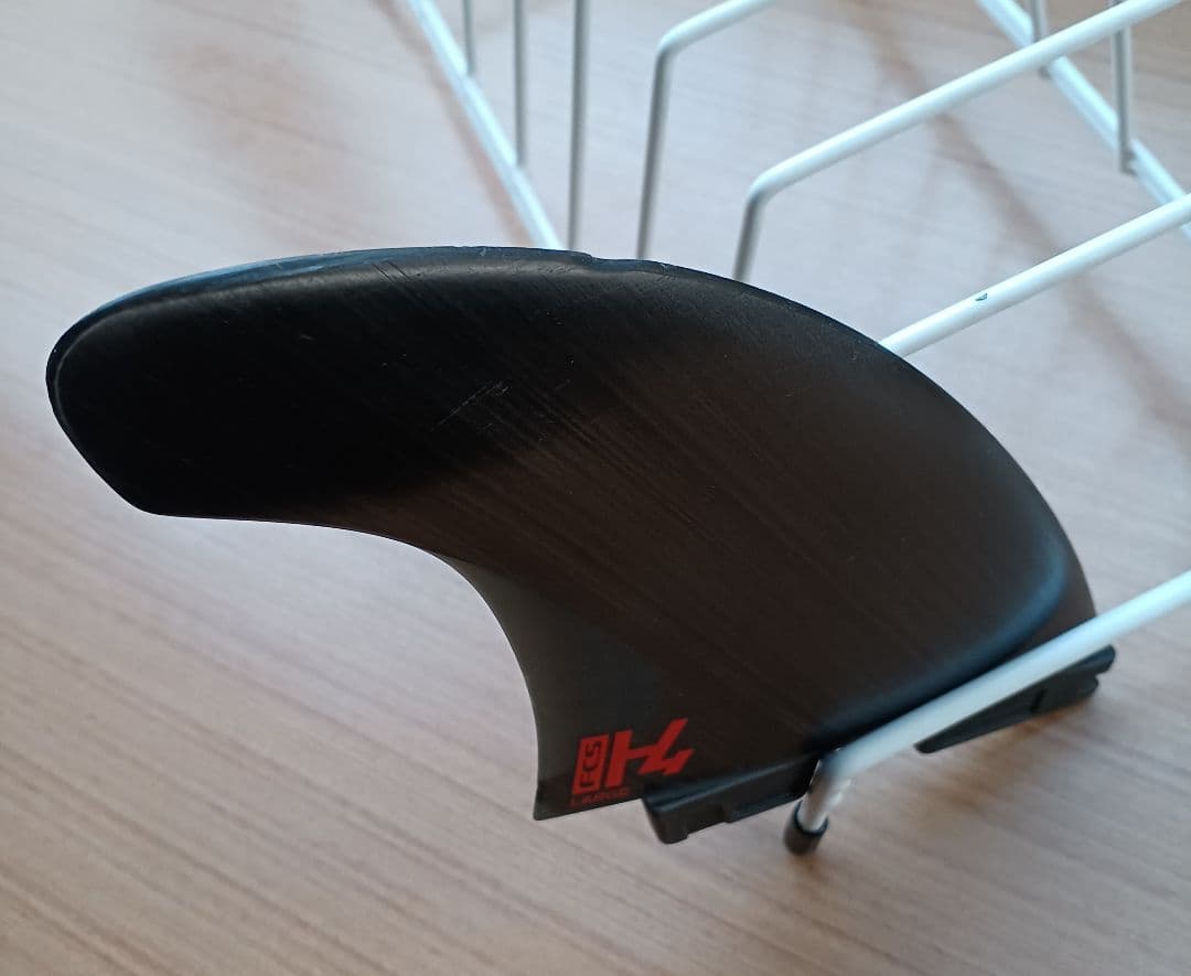 FCS H4　LARGE　サーフボードフィン　ライト　バラ売り