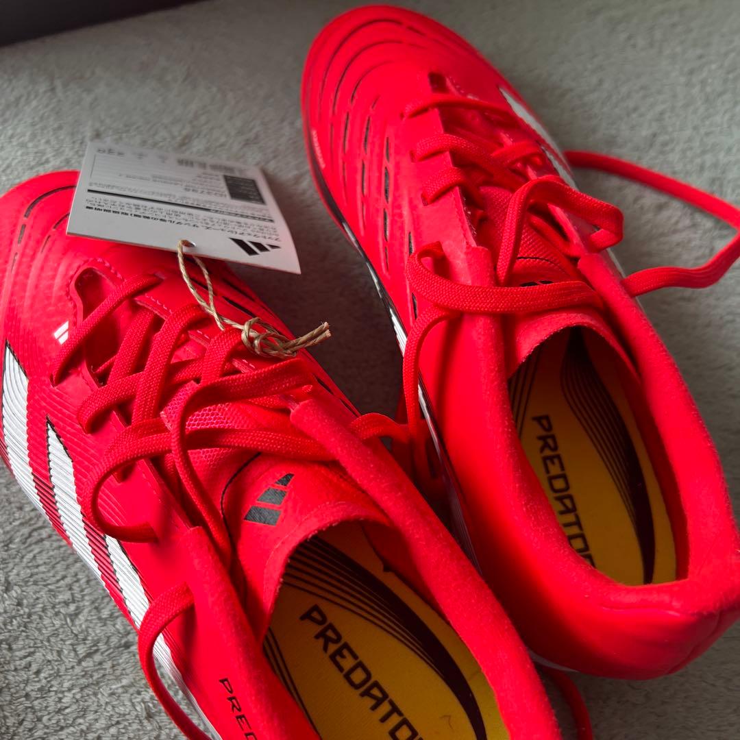 新品ADIDAS PREDATOR RED サッカースパイク22cm プレデター