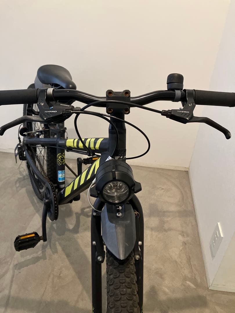 BRIDGESTONE BWX STREET 24 インチ