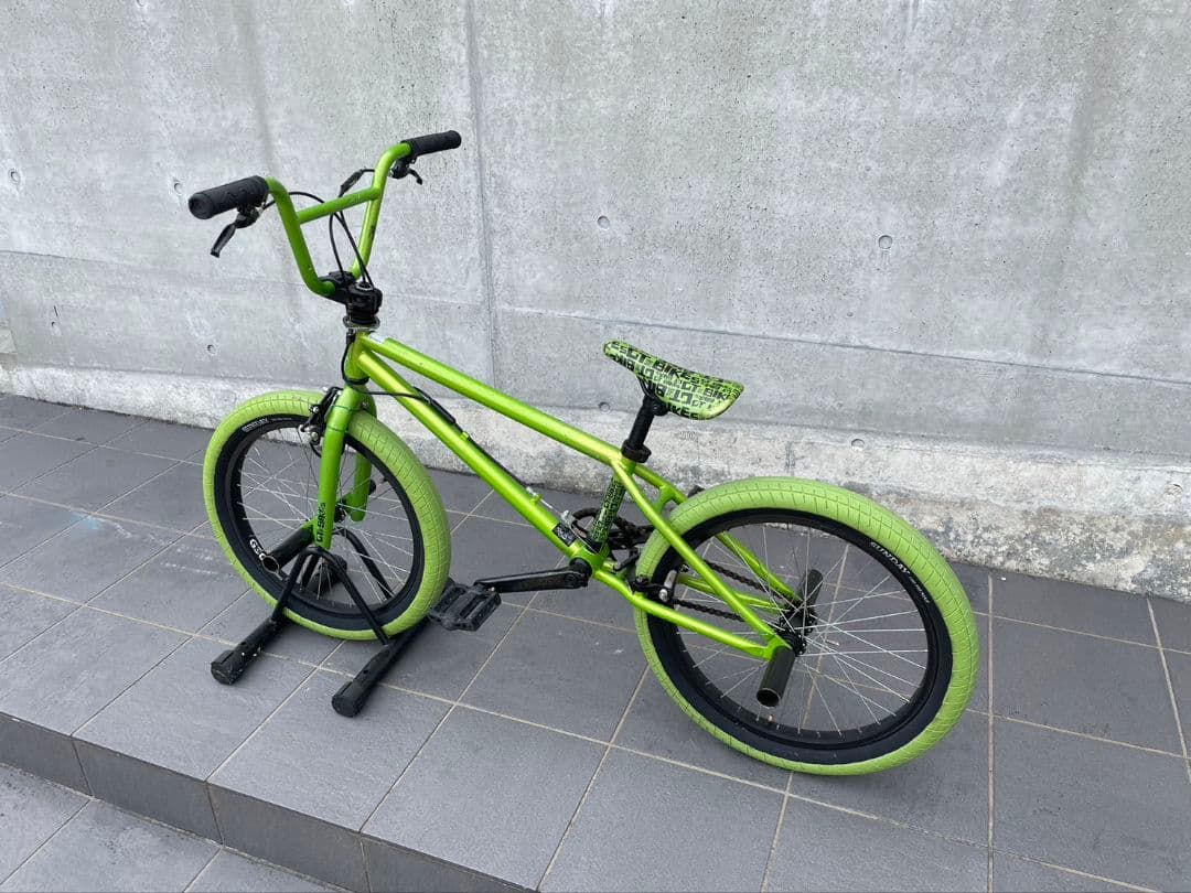 お買い得！GT BMX スラマー(SLAMMER)