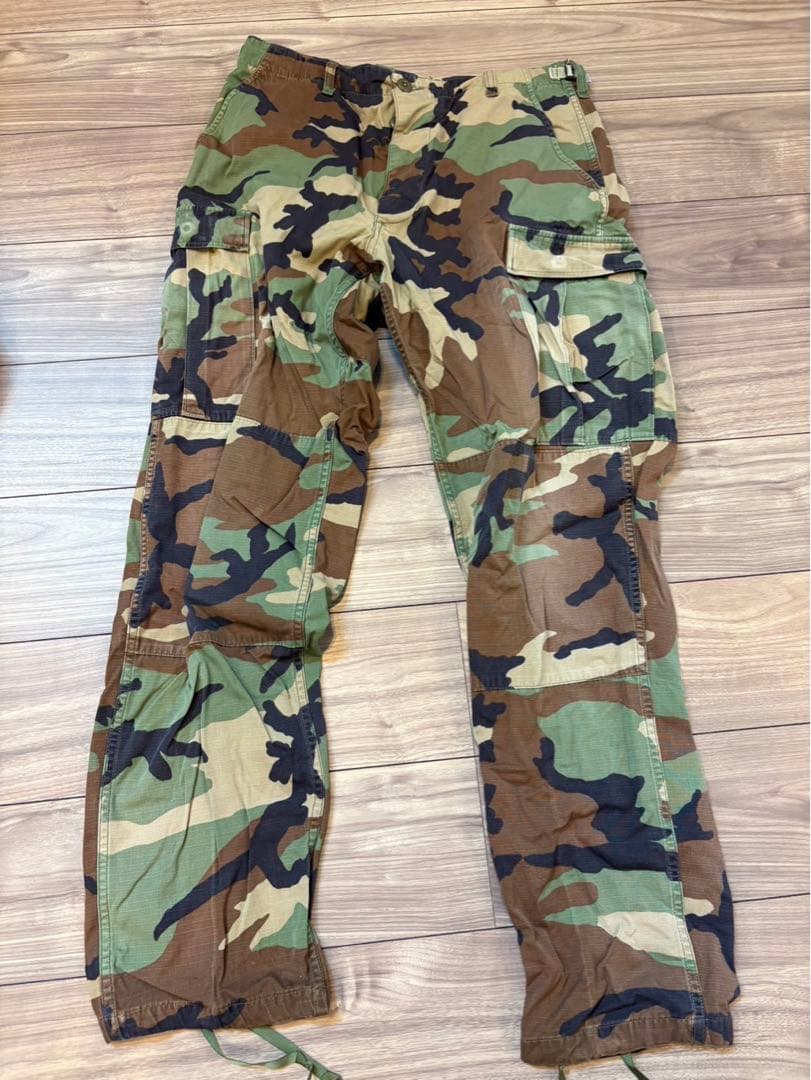 米軍放出品　迷彩服上下（ウッドランドカモ）