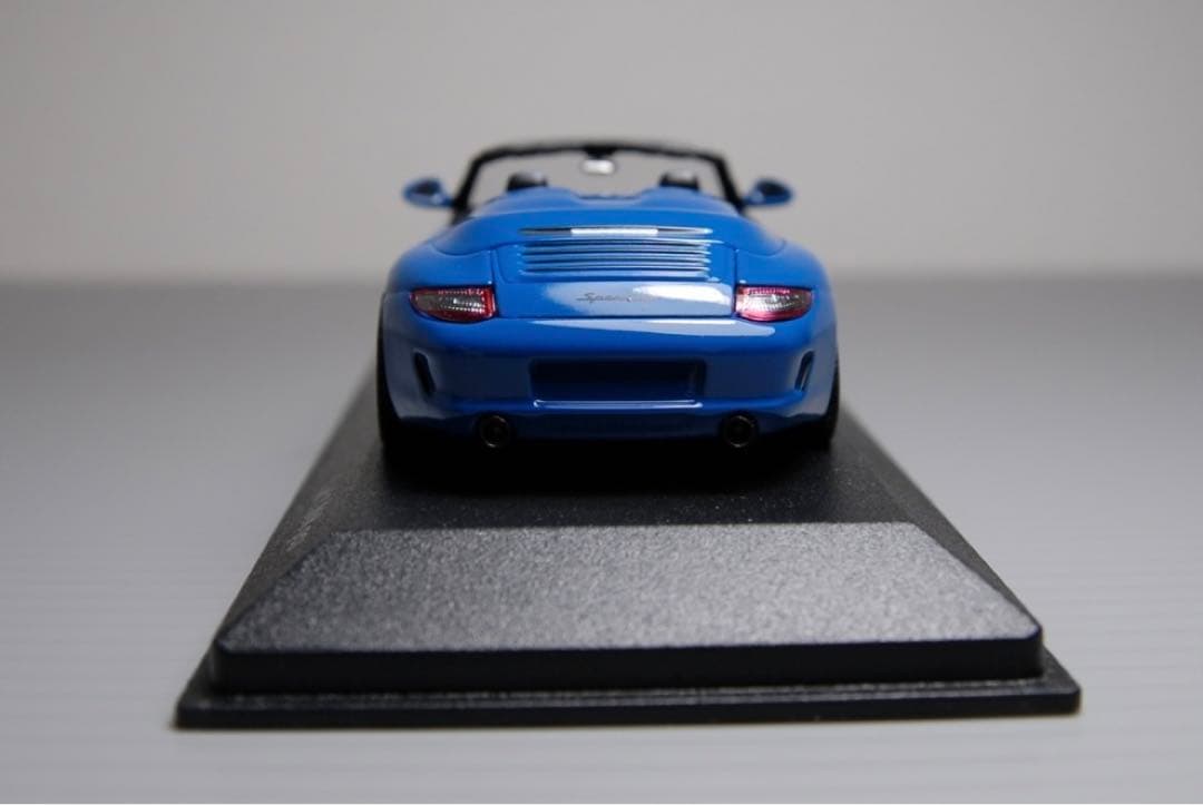 ポルシェ 911 スピードスター 1/43 ミニカー ミニチャンプス