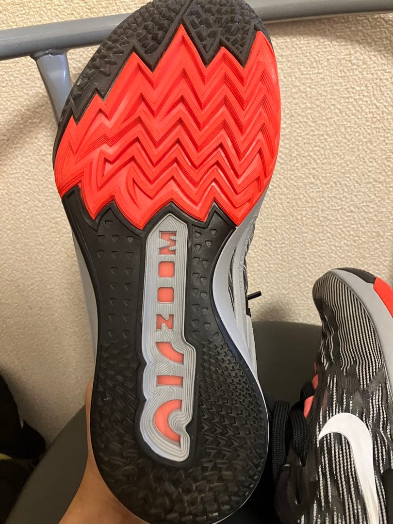 Nike GT cut2バスケットボールシューズ ローカット
