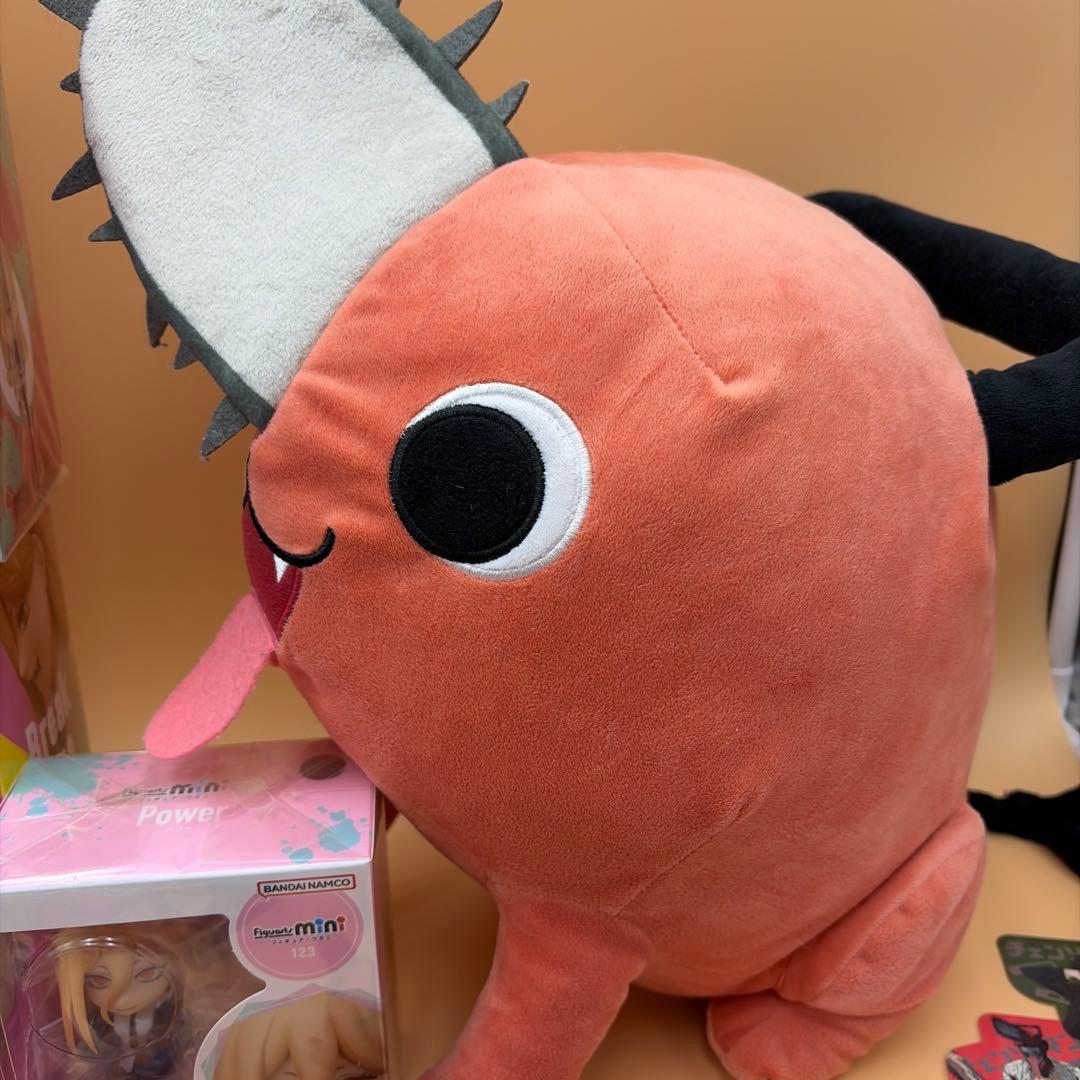 チェンソーマン フィギュア　ぬいぐるみ　ステッカー　フォト　カード　まとめ売り