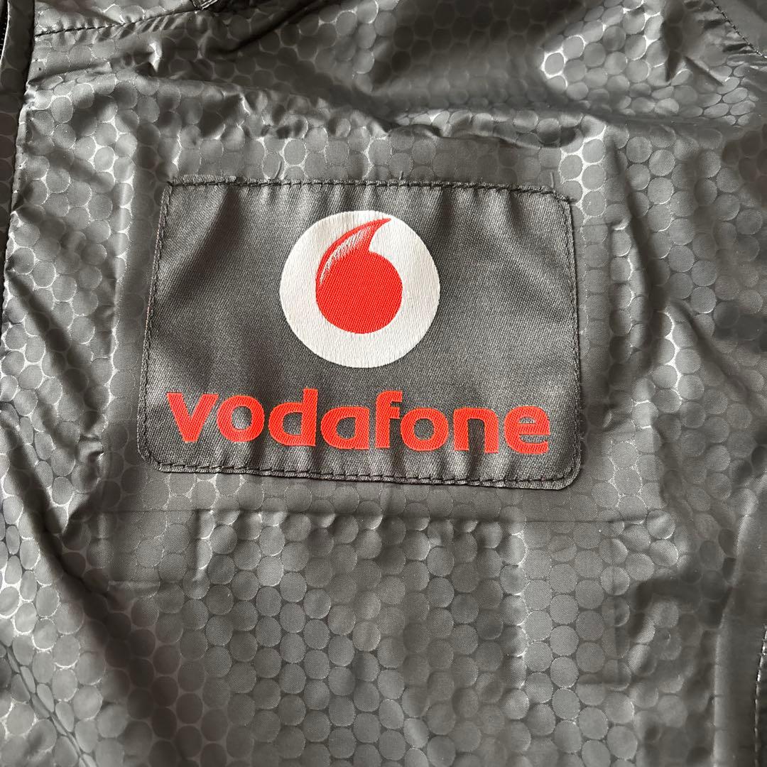 Vodafone ウィンドブレーカー ブラック　Mサイズ