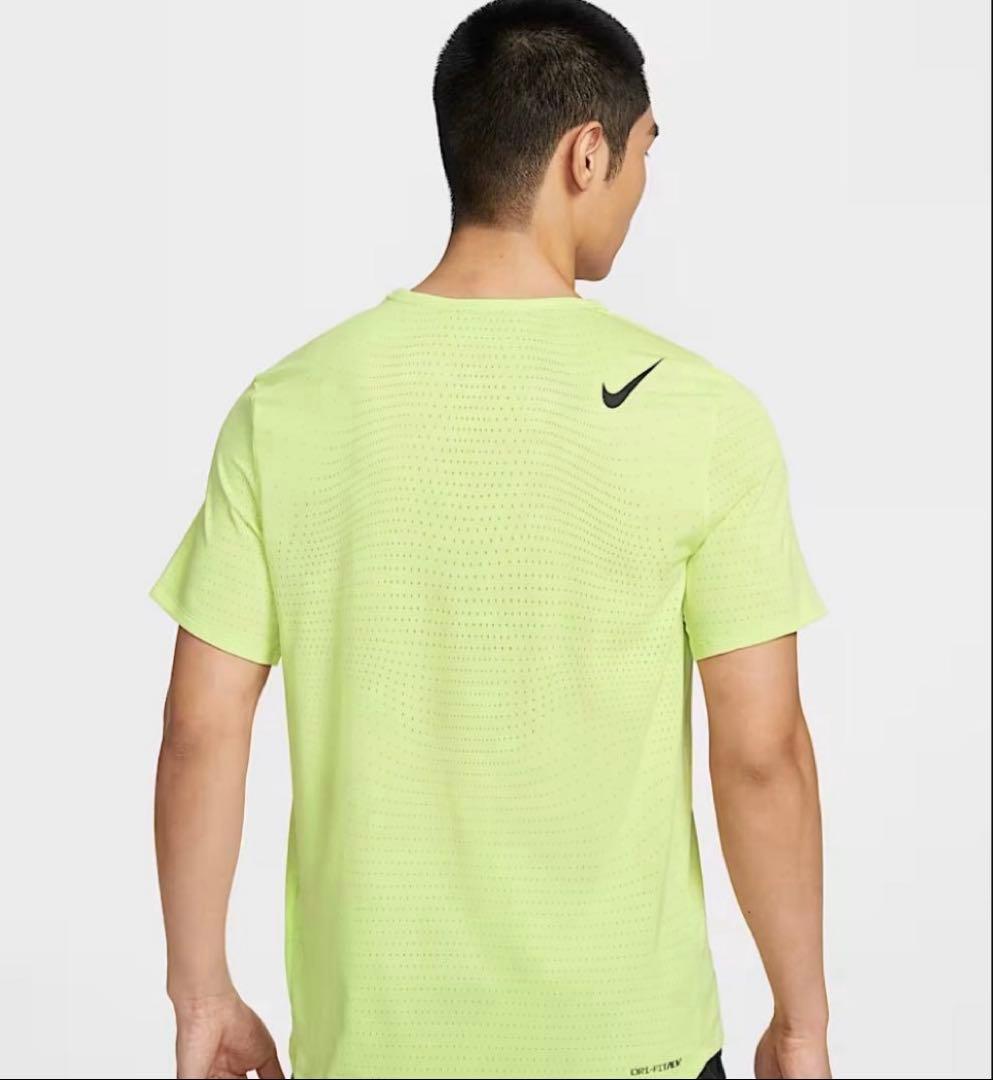 【新品未使用】ナイキ NIKE エアロスイフト　Tシャツ