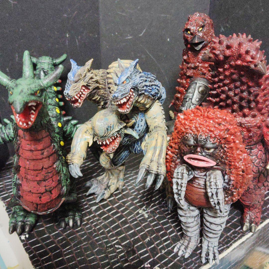 上野淳子ウルトラ怪獣旧型ソフビガルベロス.パンドン.アクマニアム.カデンダ