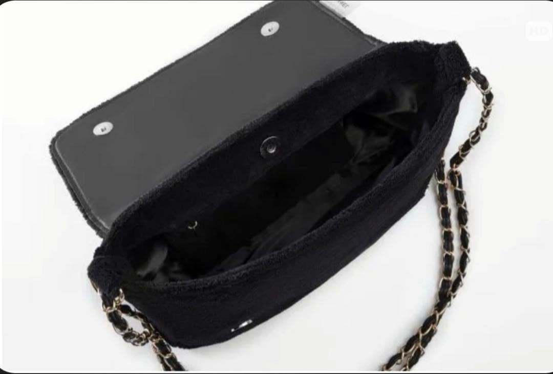 CHANELノベルティショルダーバッグブラックロゴ入り