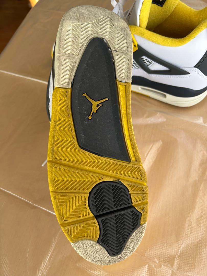 Air Jordan 4 ホワイト/イエロー