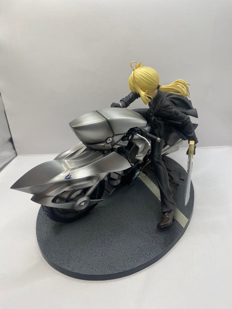 Saber & Saber Motored Cuirassier フィギュア