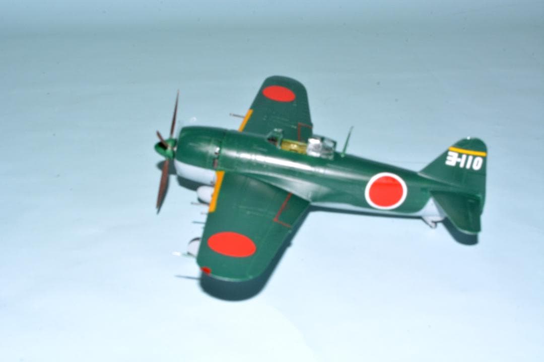 [完成品]1/48スケール　日本海軍　局地戦闘機『紫電』1１型甲