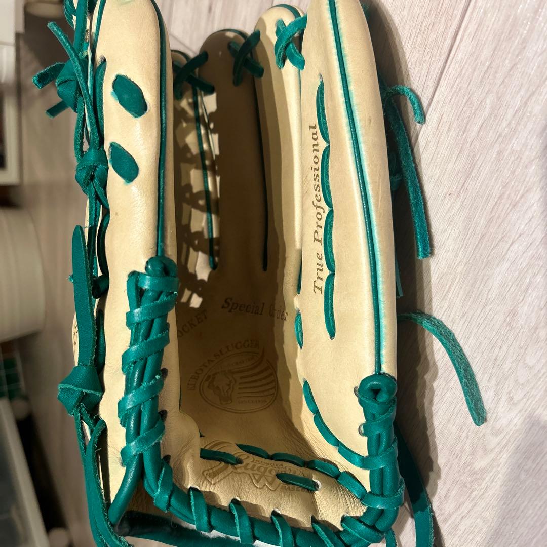 Slugger 野球グローブ