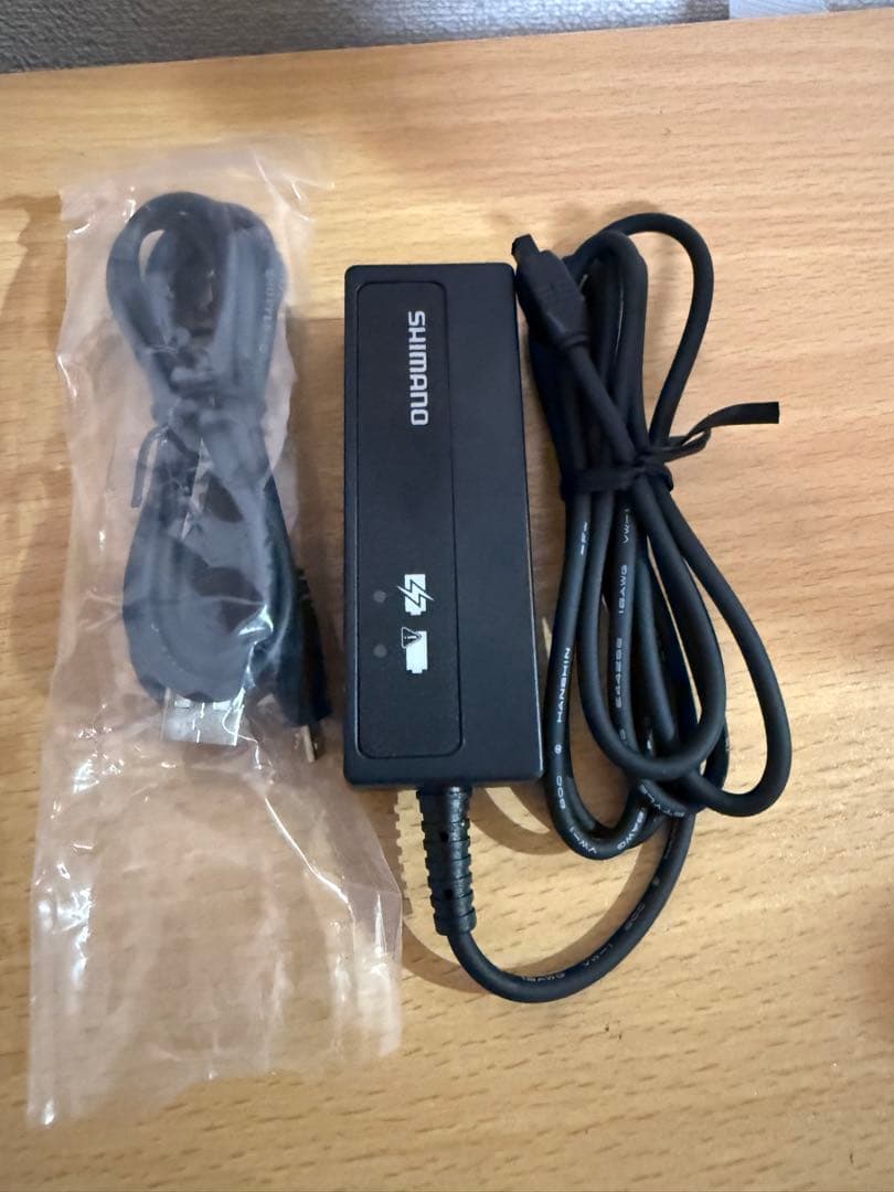 Shimano di2用充電器　SM-BCR2