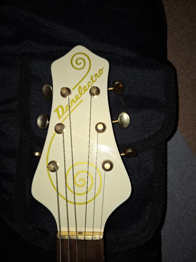 Danelectro レスポールタイプ