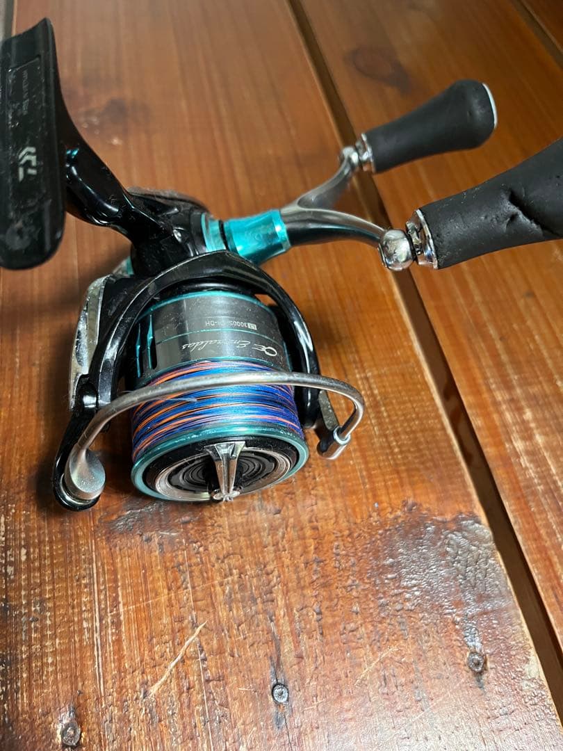 ダイワ エメラルダス スピニングリール DAIWA EMERALDAS