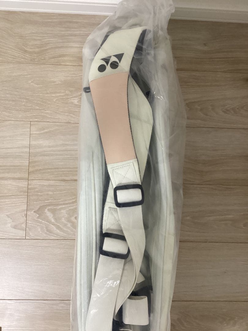 新品未使用　YONEX　バドミントン　テニス　ラケットバッグ6BAG2402R