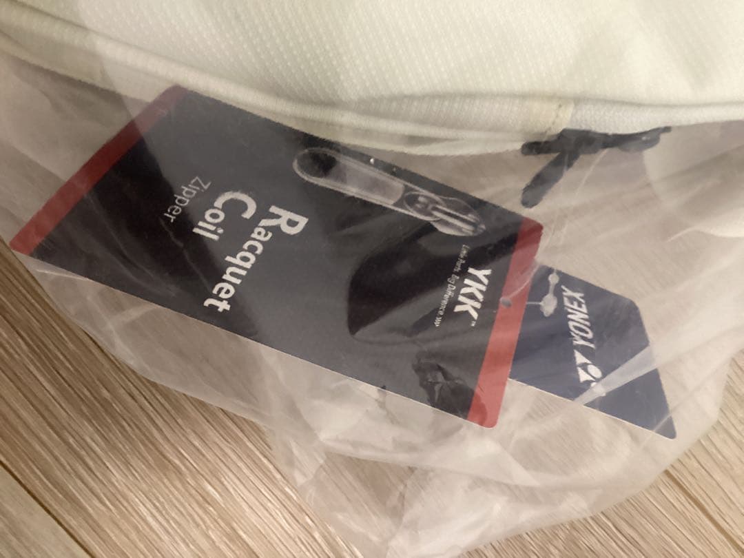 新品未使用　YONEX　バドミントン　テニス　ラケットバッグ6BAG2402R