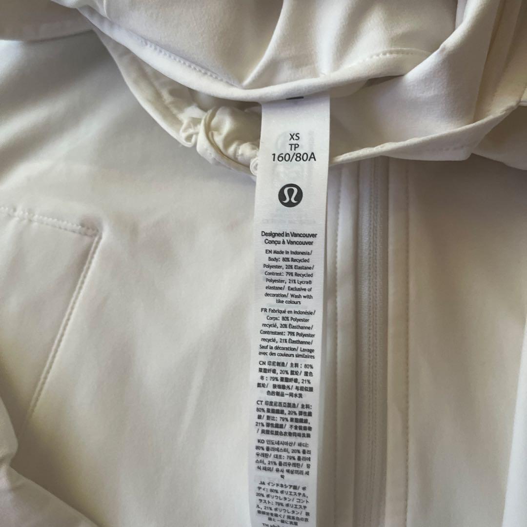lululemonルルレモン19,800円軽量ストレッチ UVカットジャケット