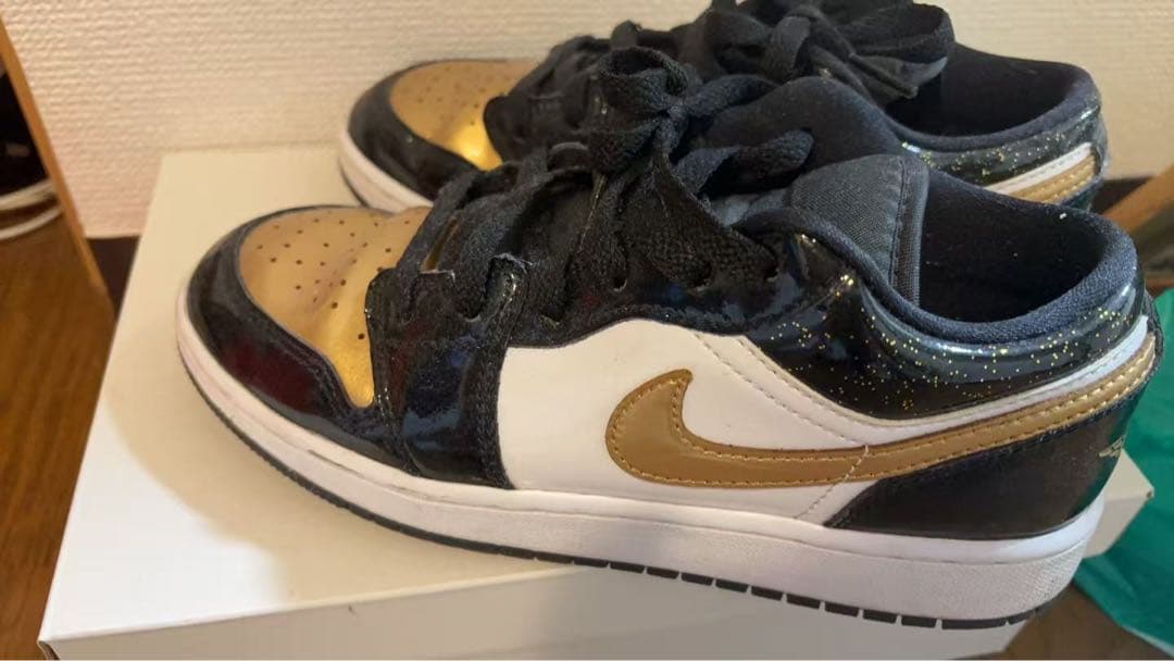【USED】Air Jordan（エアジョーダン） ブラック/ゴールド23.5