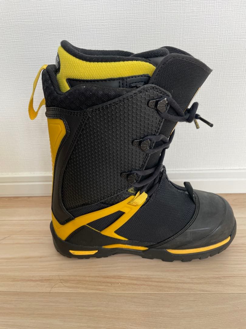Thirty two 32 Jones モデル スノーボードブーツ 25.5cm