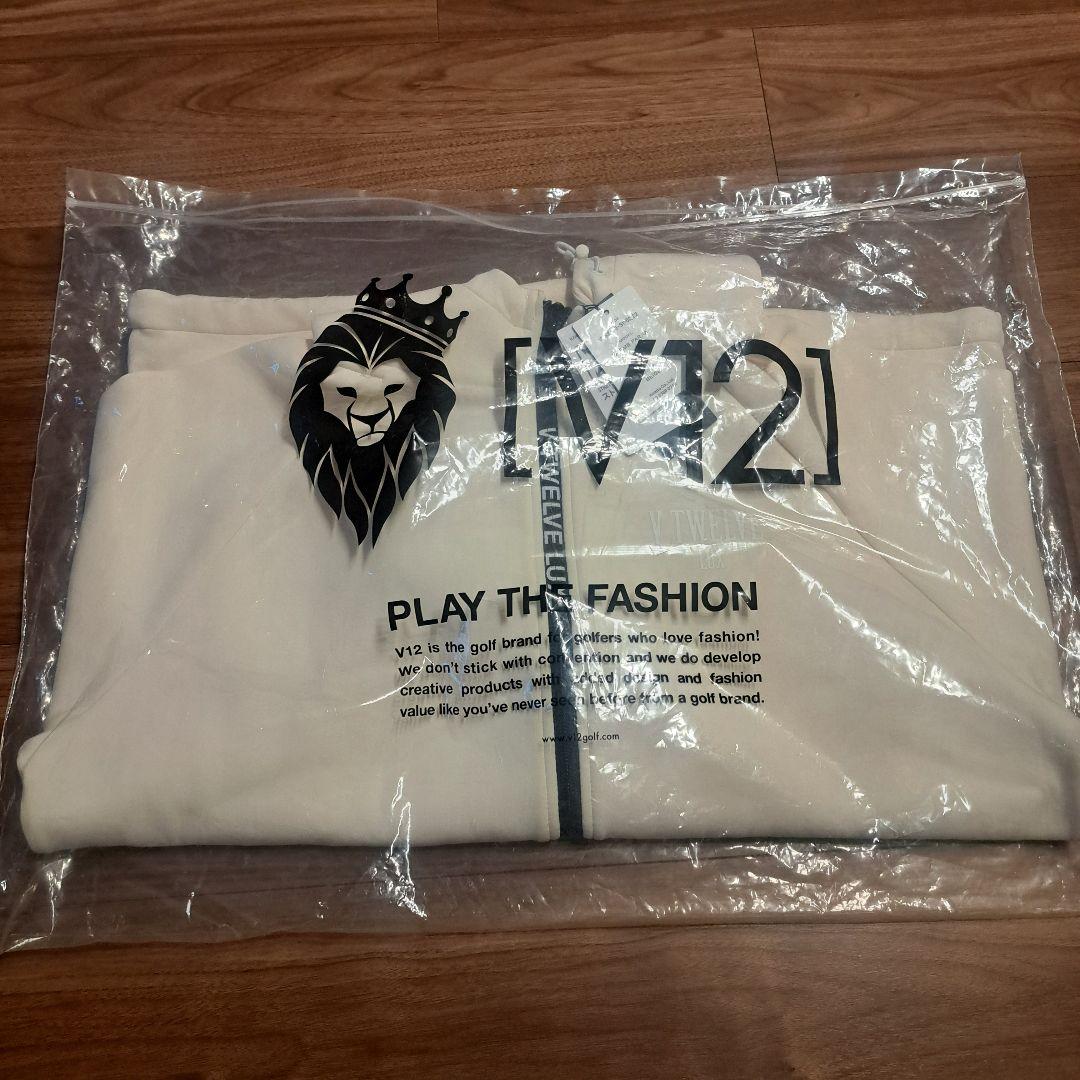 ☆新品☆V12 メンズL フード付きジャケット ￥33000