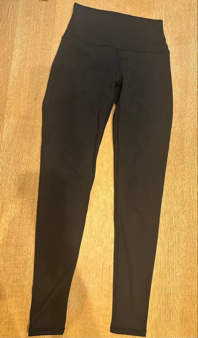 美品　LAVA SUKALA ベーシックレギンス タンクトップ 上下セット S