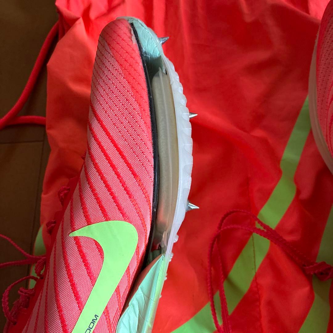 NIKE マックスフライ2