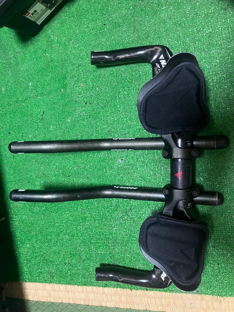 PROFIE DESIGN カーボンハンドルバー　ttハンドル
