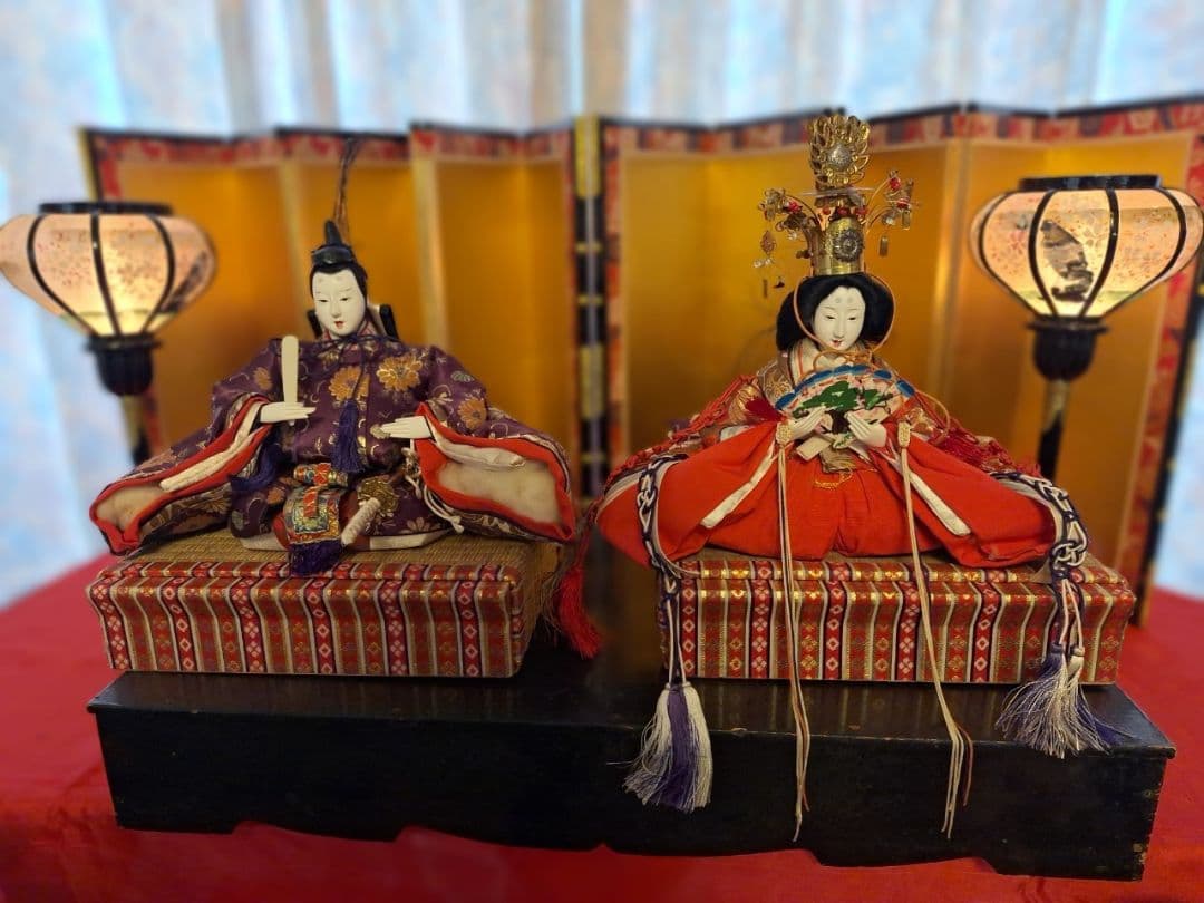 【逸品】1950年代日本製のビンテージひな人形/花やかな15人飾り五段飾り