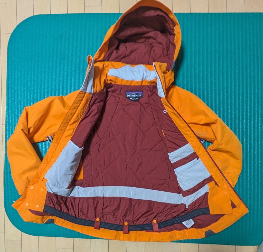 patagonia 女性用スキーウェア オレンジ