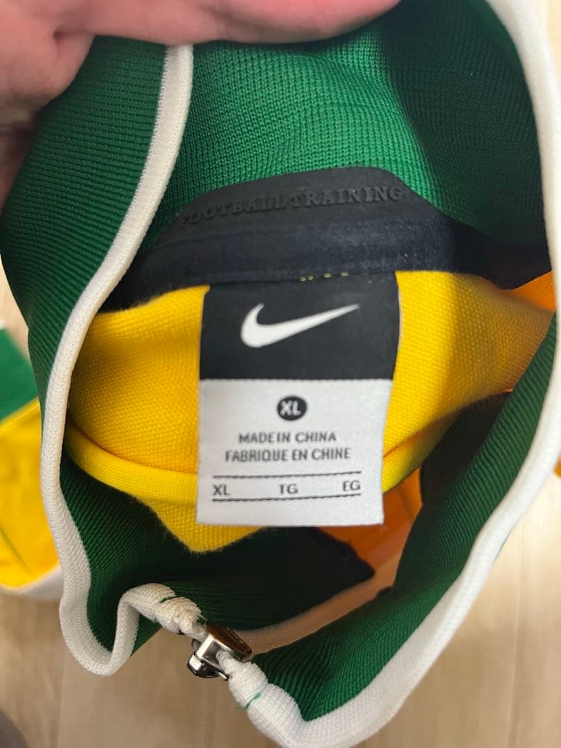 Nikeブラジル代表トラックジャケット