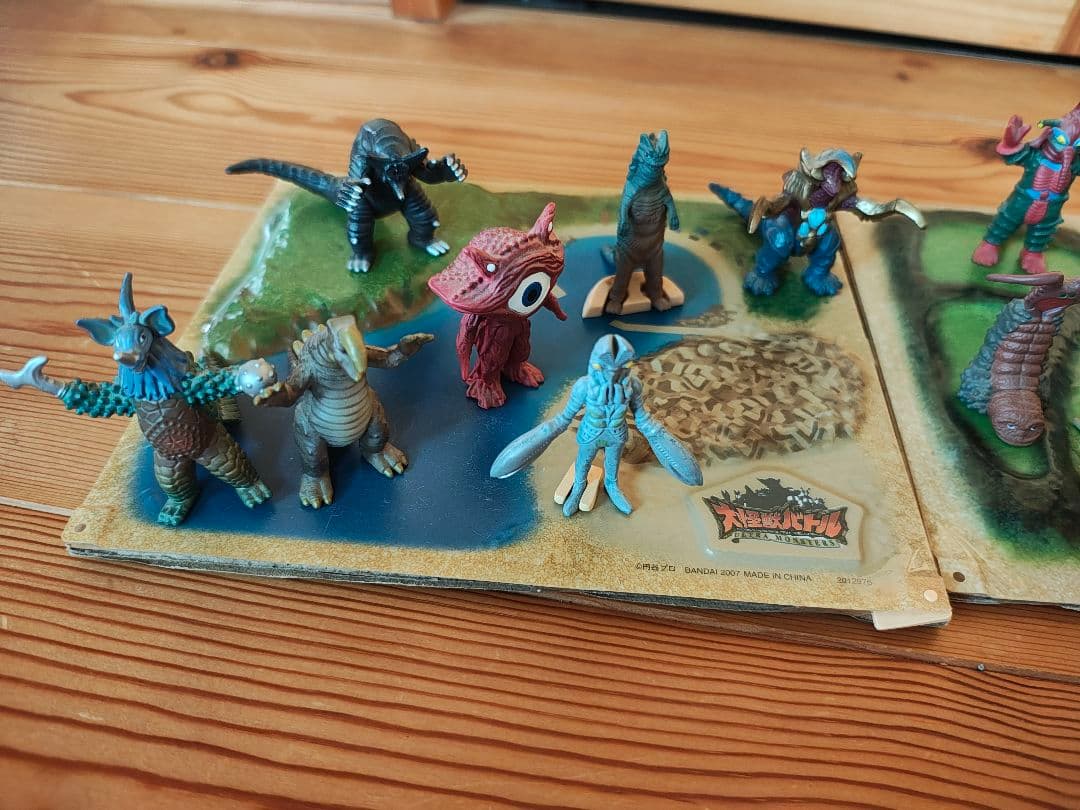 最終値下げ！大怪獣バトル　フィギュアセット