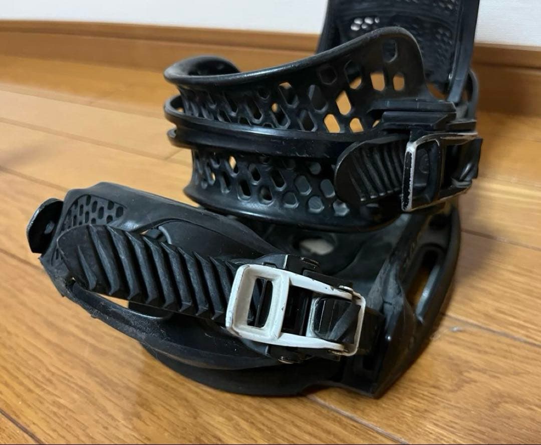burton malavita マラビータ est Sサイズ