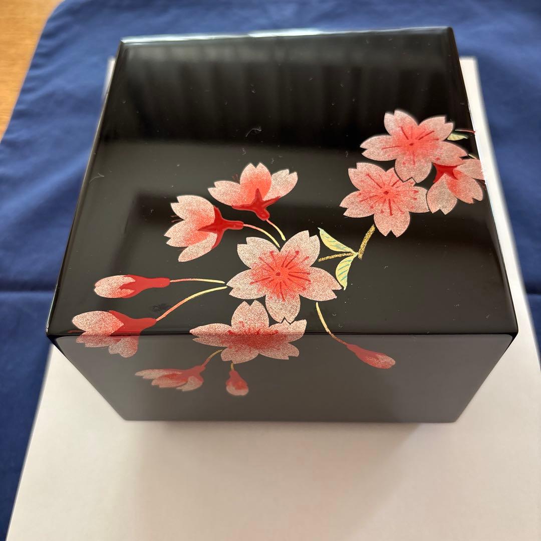 東京都伝統工芸士【大上博】作 江戸漆器 飾箱 花