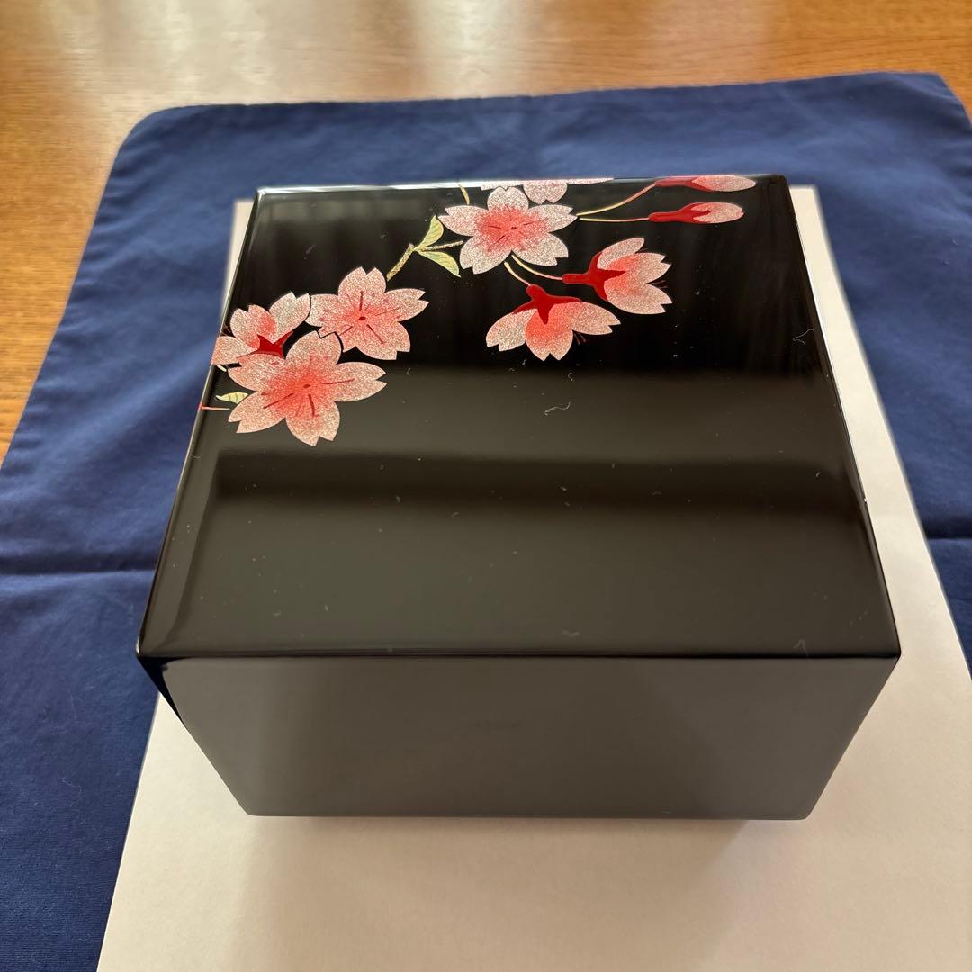 東京都伝統工芸士【大上博】作 江戸漆器 飾箱 花