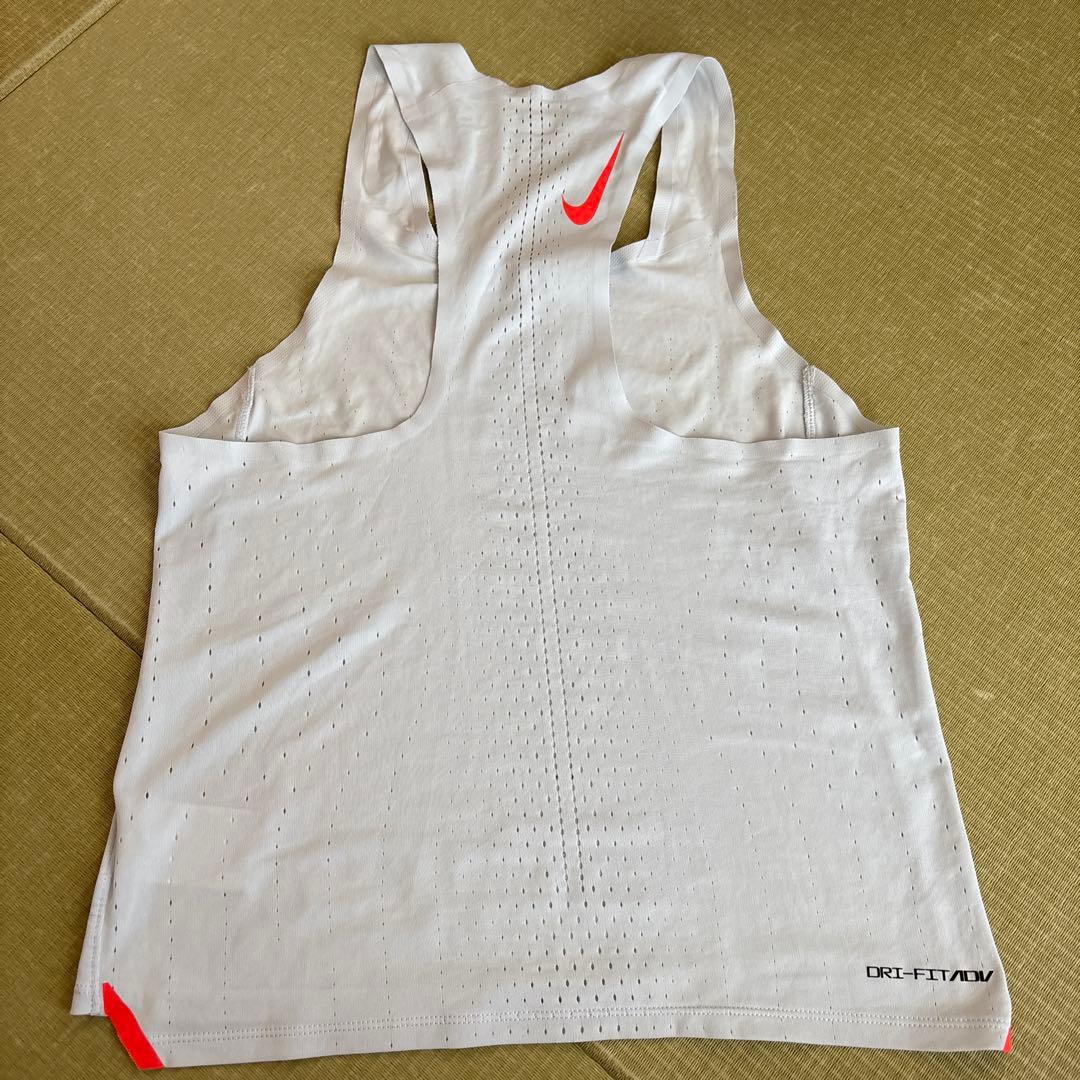 NIKE エアロスイフト　シングレット　Mサイズ